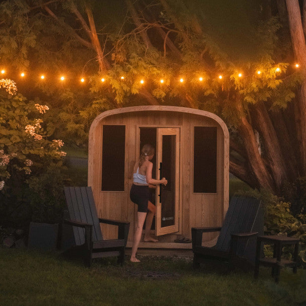 ALEKO Arnica 4-Person Rustic Cedar Square Outdoor Sauna